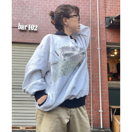 [USED]  アライグマ🦝プリント 襟付きSWEAT