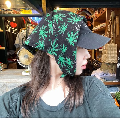 [USED] "CANNABIS"BANDANA