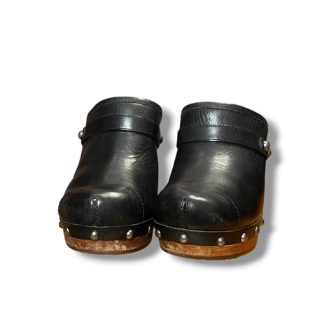 [USED] "UGG" BLKサボサンダル