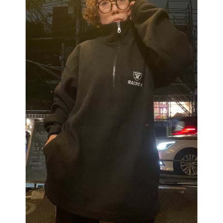 [USED] “RAIDERS” ハーフZIPフリース