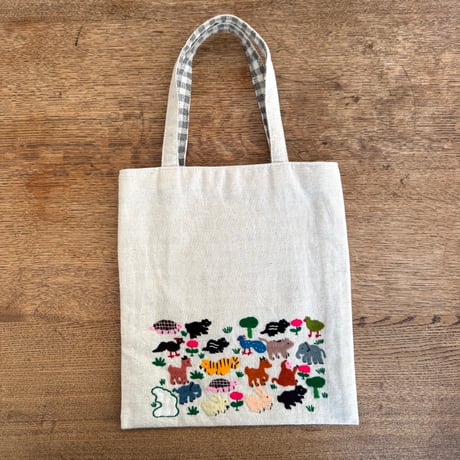 ラオス｜モン族の手刺繍バッグ｜動物の楽園 B