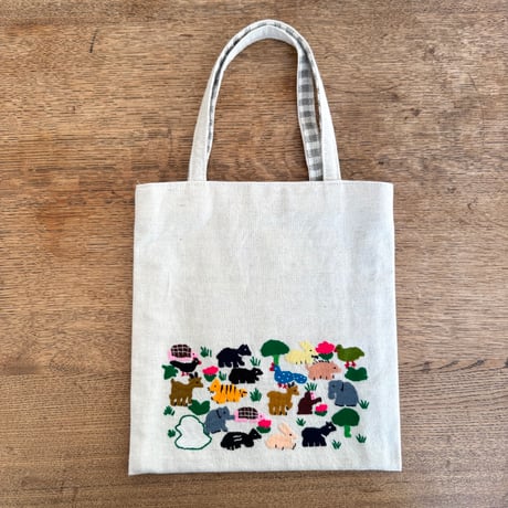 ラオス｜モン族の手刺繍バッグ｜動物の楽園 C