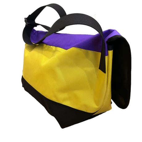 SOLO Large [ Purple flap x Yellow x Black ]