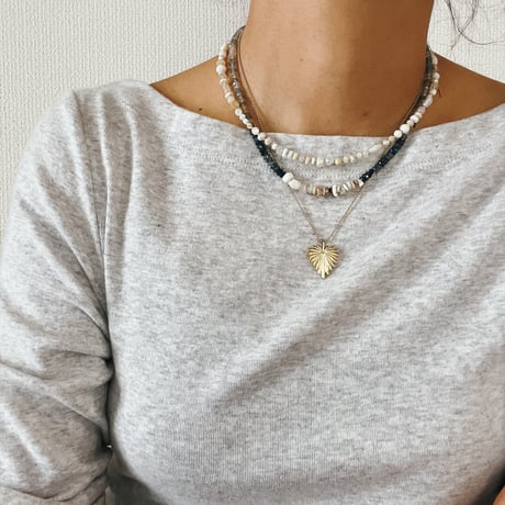 8・lumiere necklace