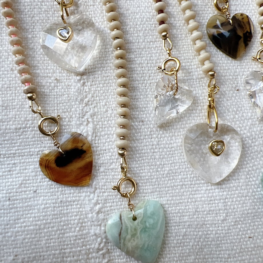 6a5c22cb7619febdd9ceea84