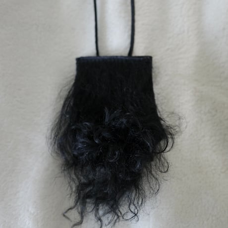 fur necklace /