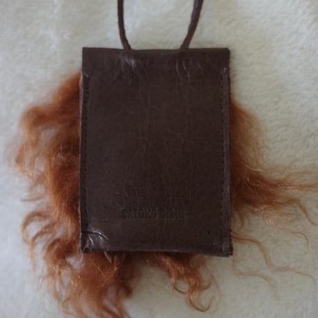 fur necklace /