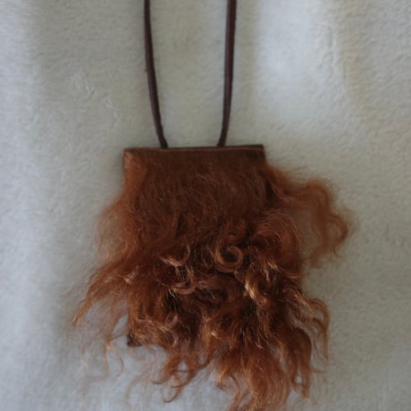 fur necklace /