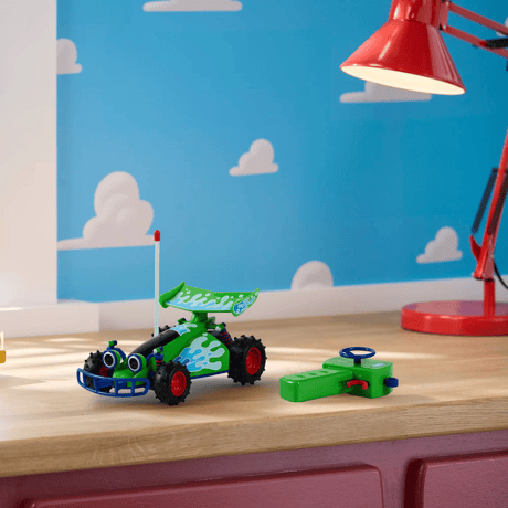 《ご予約受付中！》 トイストーリー  RC ラジコンカー  （レトロパッケージ）