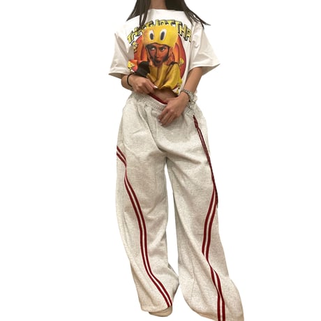 Mismatch NYC/”Kylie Jenner” tweety hommage Tee