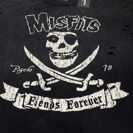 Mismatch NYC/ Misfits Cut off Tee