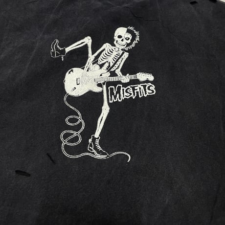 Mismatch NYC/ Misfits Cut off Tee