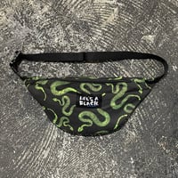 【 LIFE’S A BEACH 】“SNAKE” LARGE WAIST POUCH ( BLACK × GREEN )