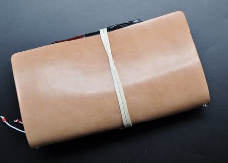 ★送料込み★トラベラーズノートカバー★レギュラーサイズ★栃木レザー　サドルレザー（ナチュラル）★