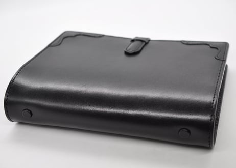 ★送料込み★システム手帳★Ａ５サイズ★リング内径２５ｍｍ★栃木レザー　オイルサドル（ブラック）★