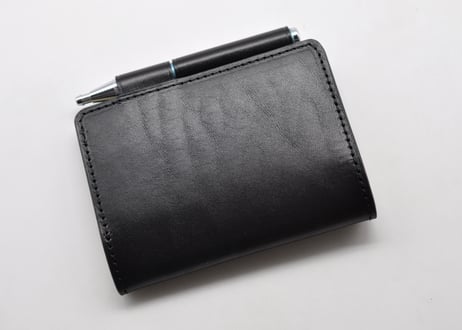 ★送料込み★本革手帳（ノート）カバー★A7サイズ★栃木レザー　ピット本ヌメ（ブラック）★