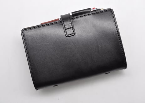 ★送料込み★システム手帳★バイブルサイズ★リング２０ｍｍ★栃木レザー　サドルレザー（ブラック）★