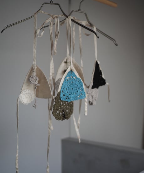 bebi doiry bralette