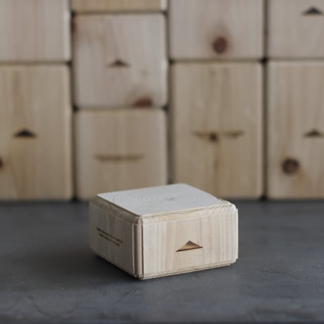 'YAMADAI' / wood base / 段付き / S