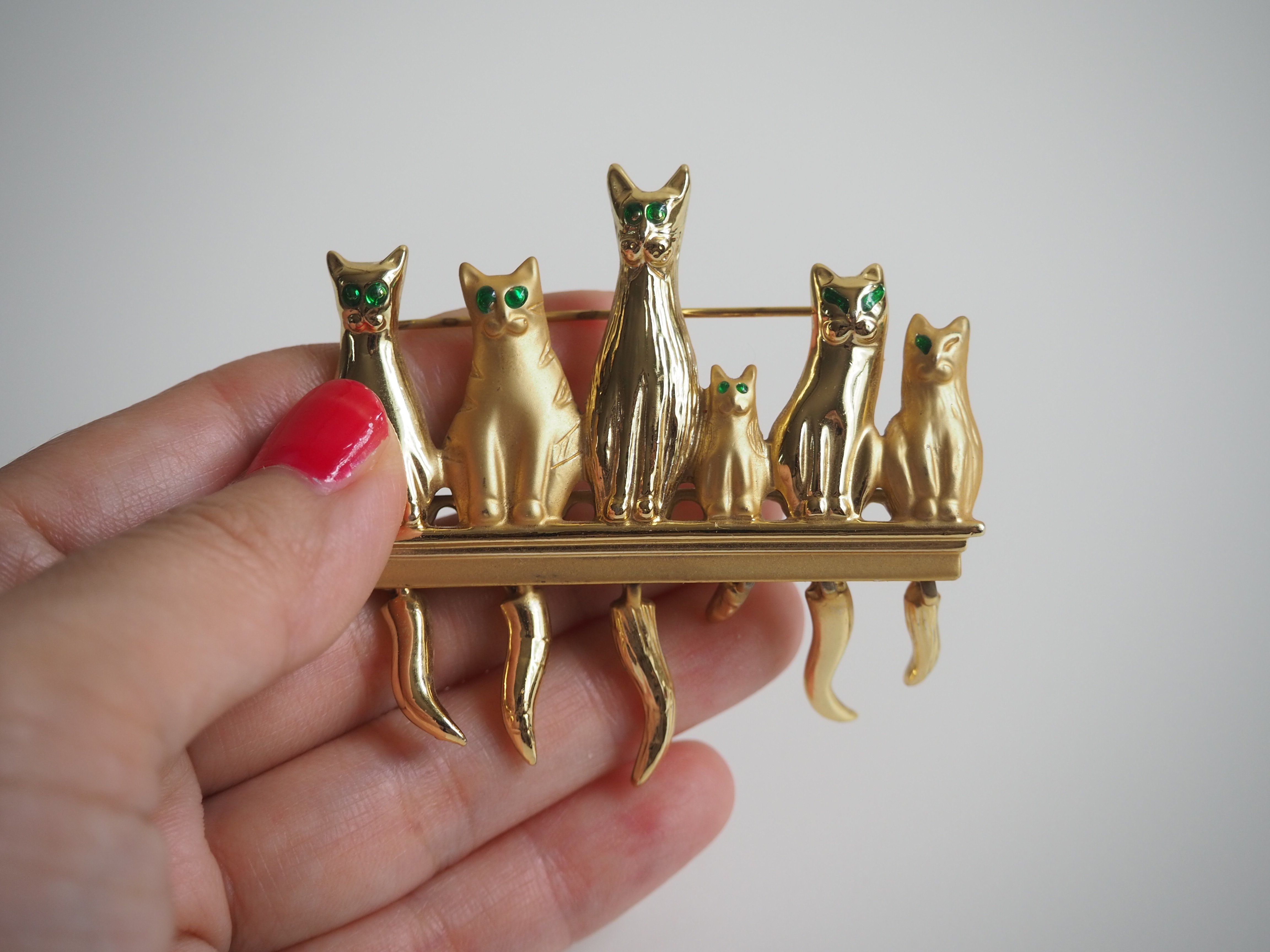 アメリカ買付】AJC 猫 キャット マットゴールド ブローチ