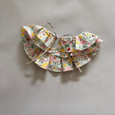 DOUBLE RUFFLE COLLAR "Petal" Liberty Gray ダブルラッフルカラー"花びら"リバティグレー