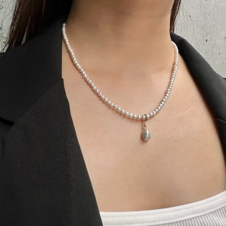 Petit Pearl Necklace