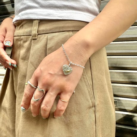 【受注商品】Heart Patch Charm