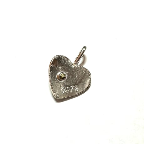 【受注商品】Heart Patch Charm