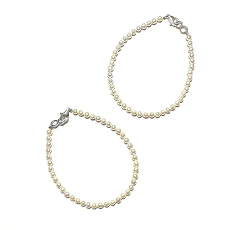 Petite Pearl Bracelet