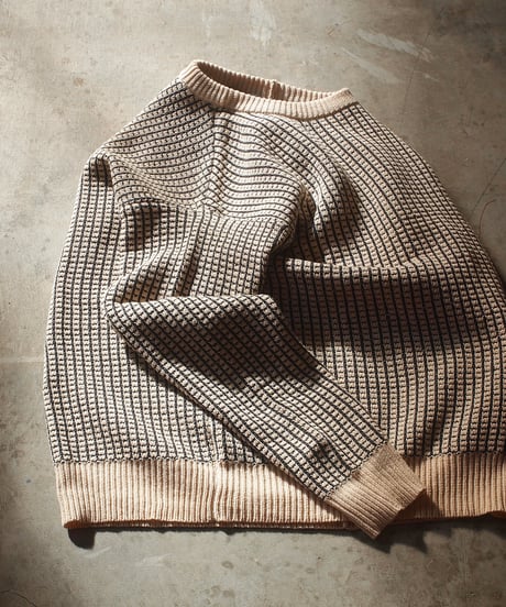 "MODEM DESIGN"Loop Change Knit