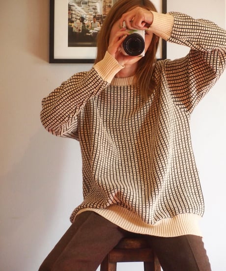 "MODEM DESIGN"Loop Change Knit