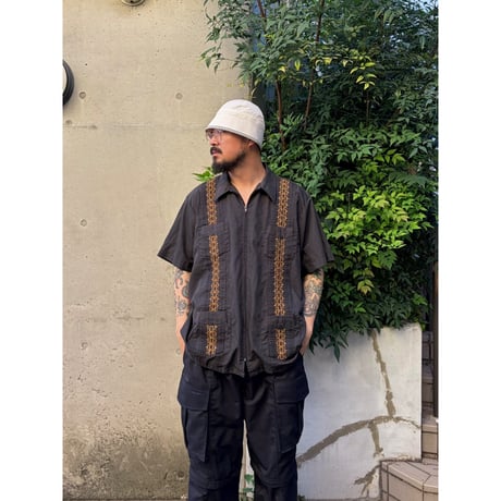 GUAYABERA / Cuba Shirt / Black XL相当 / Used