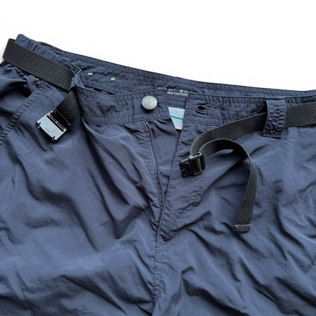 Columbia / Nylon Field Shorts / Navy 36 / Used