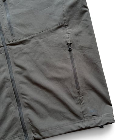 REI / Full Zip Nylon Vest / Khaki L / Used