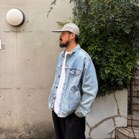 Made in USA / 90's Levi's / Denim Jacket / Indigo XL / Used