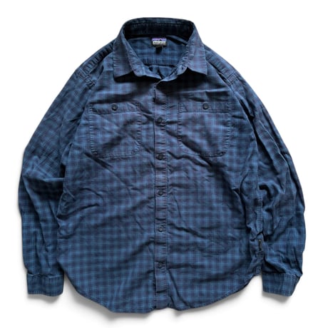 2016's Patagonia / Plaid Field Shirt / Navy M / Used