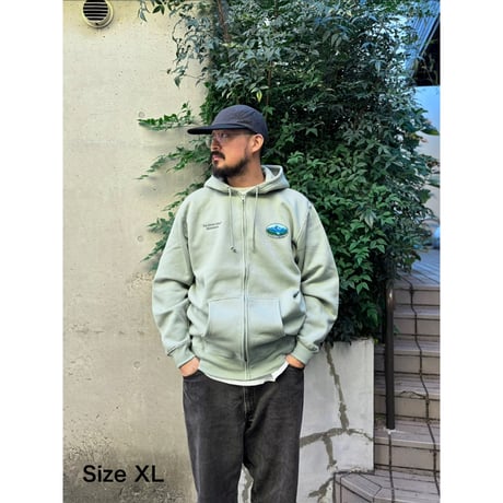 Color at Against Originals /  Mood Full Zip Hoodie / pistàcchio