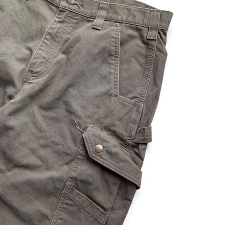 Carhartt / Ripstop Cargo Shorts / Brown 34 / Used