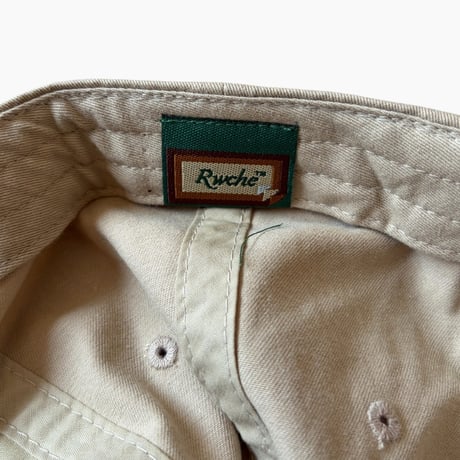 RWCHE / COUNTRY CAP