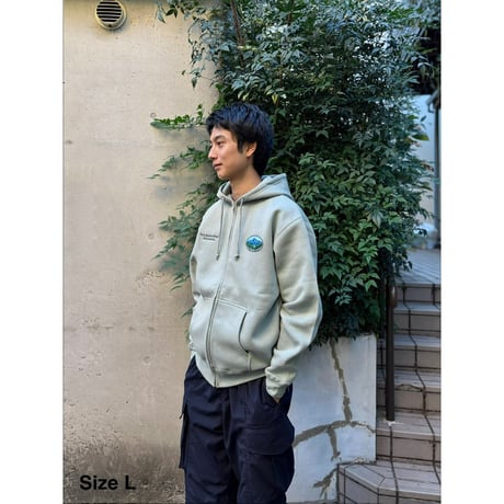 Color at Against Originals /  Mood Full Zip Hoodie / pistàcchio