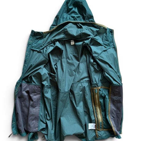 REI / Packable Nylon Shell / Forest L / Used