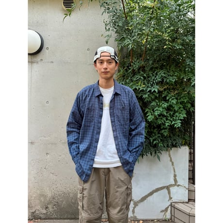 2016's Patagonia / Plaid Field Shirt / Navy M / Used