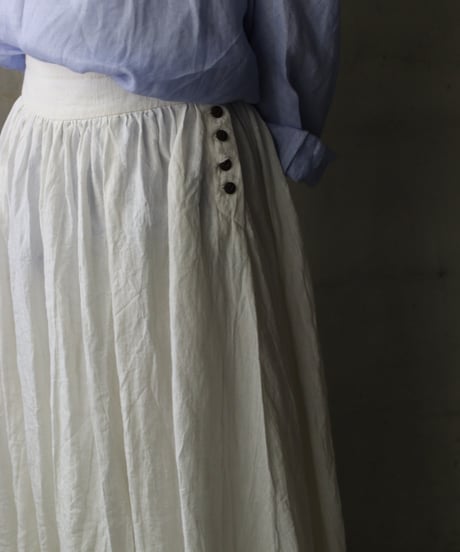 cavane キャヴァネ / Gathered skirt with side button linen100 スカート / ca-26098