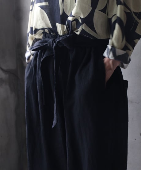 cavane キャヴァネ / Volume Wide Pants with Belt Linen100パンツ/ ca-26132