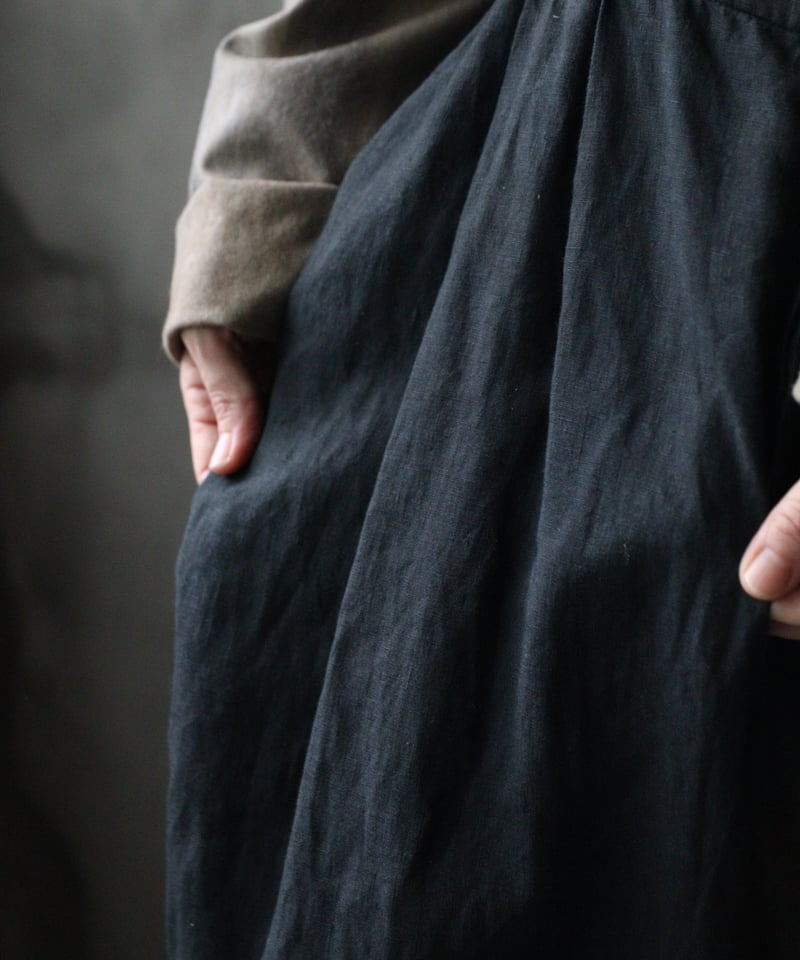 cavane キャヴァネ / Over-Tuck pants with suspender反応