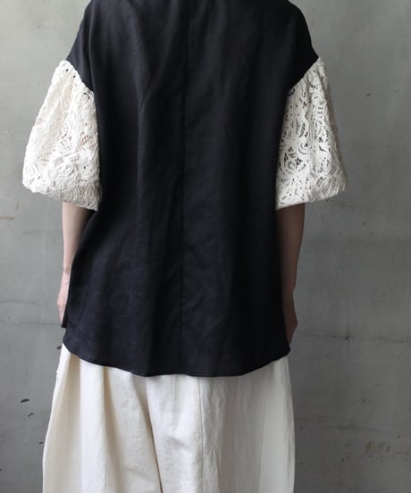 cavane キャヴァネ / Blouse with voluminous sleevesブラウス / ca-26126