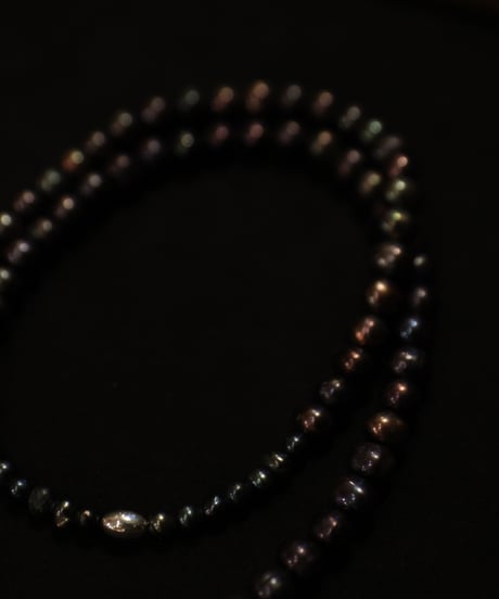 Atelier Inscrire アトリエ インスクリール / DAUCUS NECKLACE INK-HUED PEARLSネックレス / At-26022