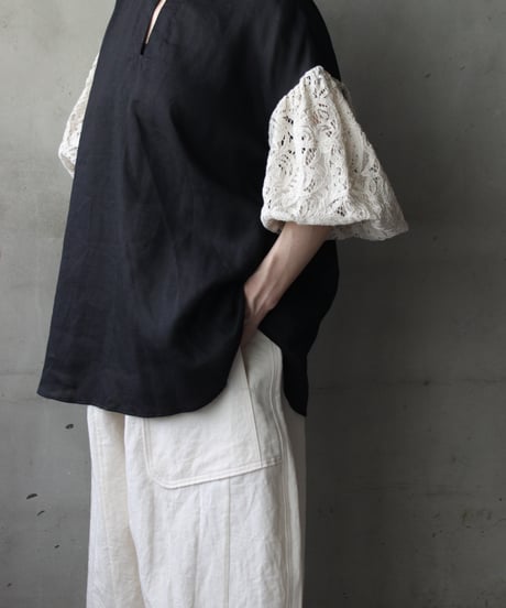 cavane キャヴァネ / Blouse with voluminous sleevesブラウス / ca-26126