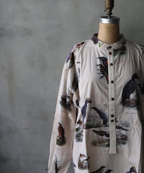 ALEKSANDR MANAMISアレクサンダーマナミ/ COQUILLAGE TONGUE SHIRTシャツ/ am-26026