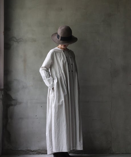 cavaneキャヴァネ / Gathered dress with side switchingワンピース / ca-26055A